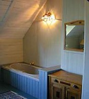 Ketchum Cottage Bathroom